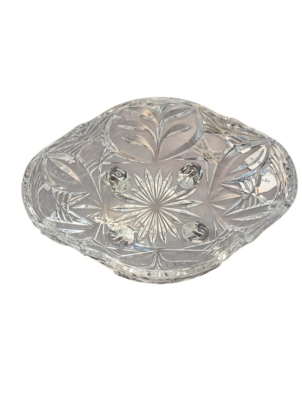 Clear Vintage Crystal Candy Dish With Lid and Pineapple and Floral Detailing - Picture 6 of 10